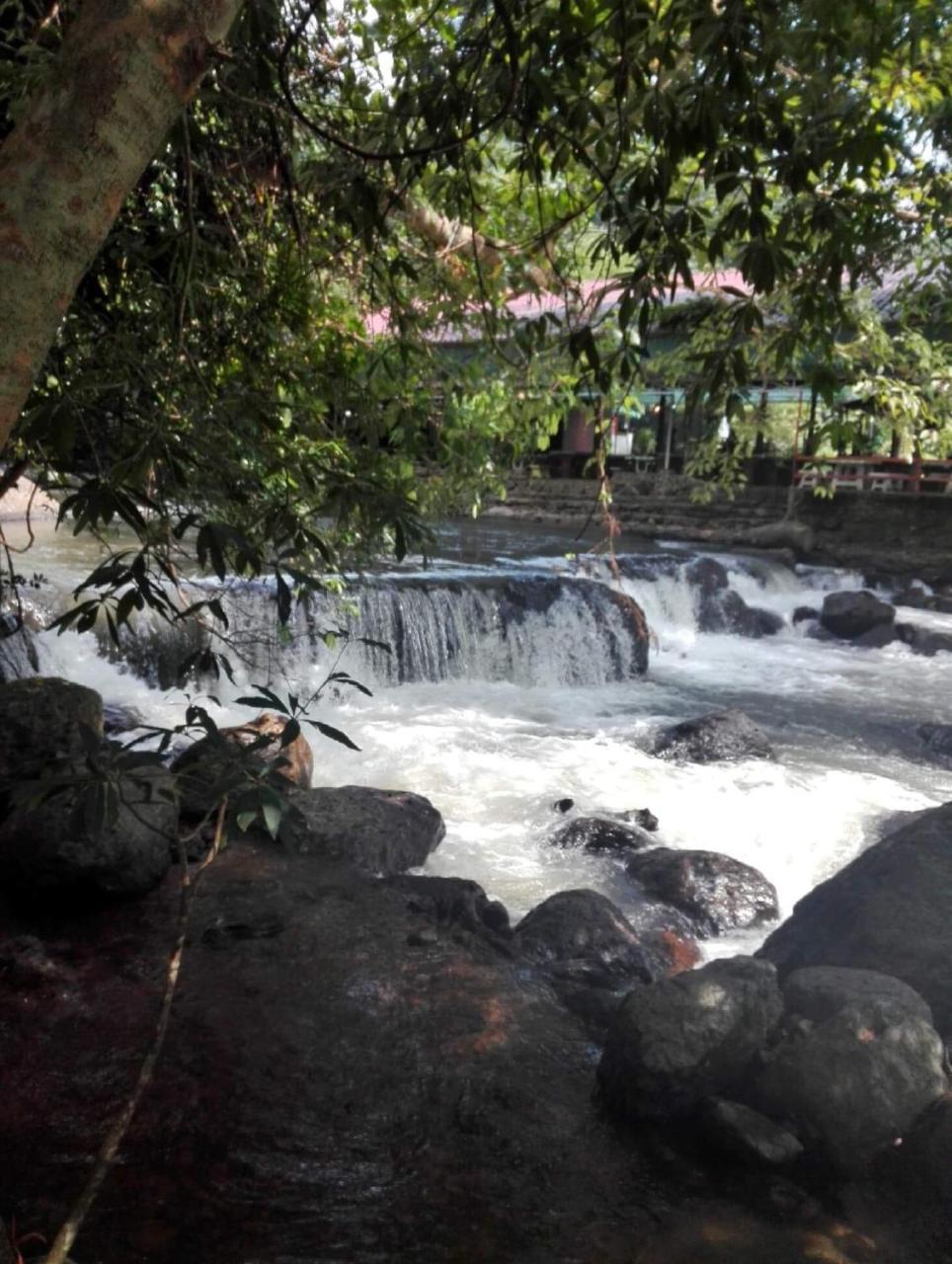 Phoohongsa Resort Nakhon Nayok Exterior foto